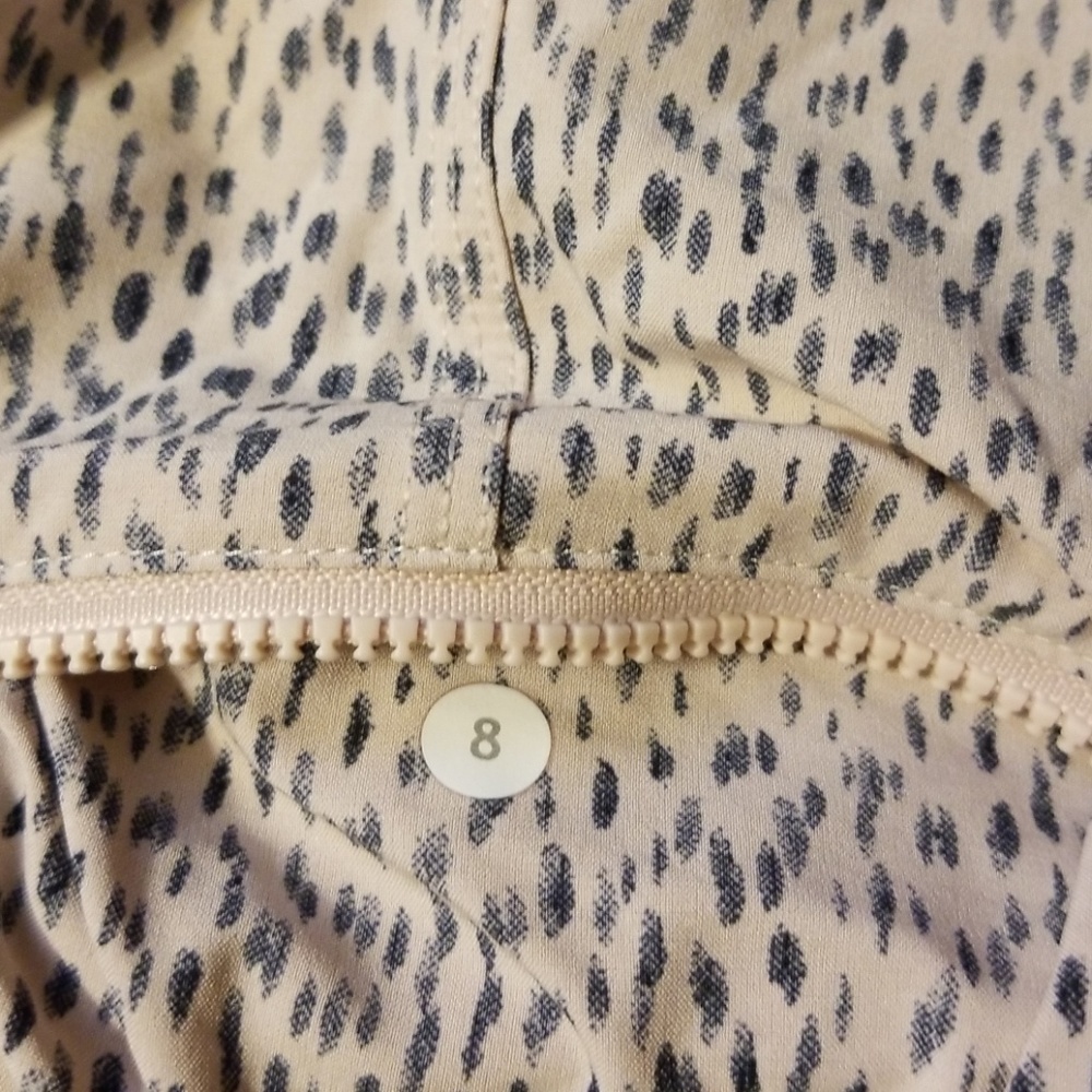 lululemon Step lively Dottie Dash crop - Picture 7 of 8